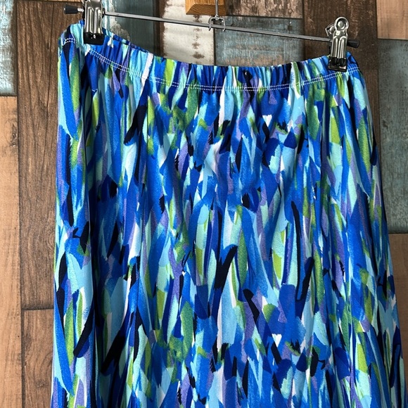 Draper’s & Damon’s PL artsy elastic waist skirt - Picture 9 of 14